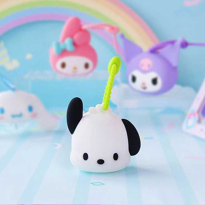 SANRIO SILICONE COIN PURSE POCHACCO